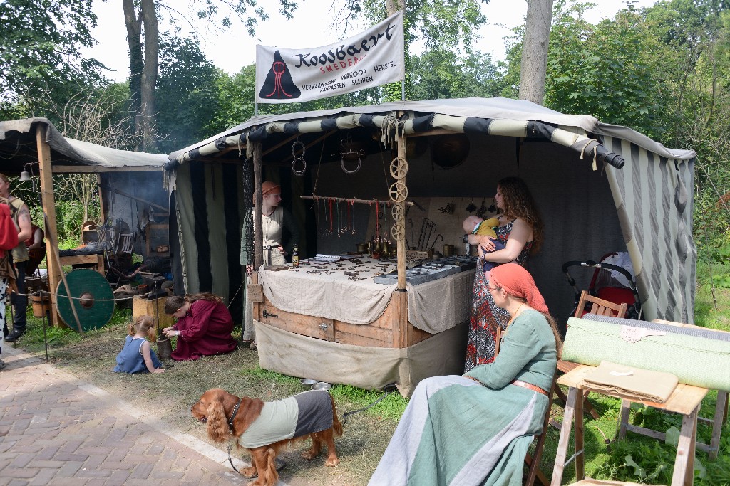 ../Images/Zaterdag Castlefest 2015 001.jpg